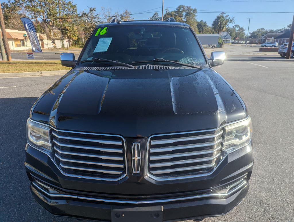 2016 Lincoln Navigator - $14,995